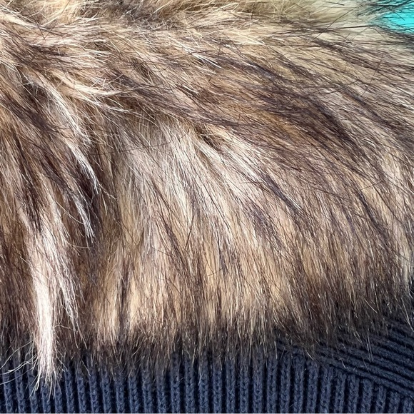 MICHAEL KORS ANGORA BLEND FUR COLLAR BUCKLE SWEATER NAVY BLUE SIZE MEDIUM - Picture 12 of 14